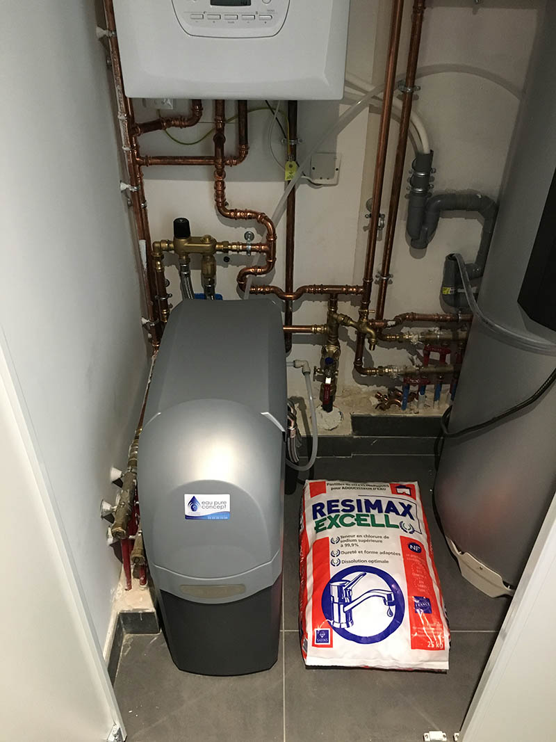Installation adoucisseur d'eau Kinetico Maxi Compact à Prévessins-Moens 01280